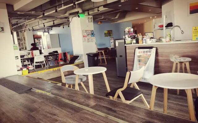 Yootel Hostel