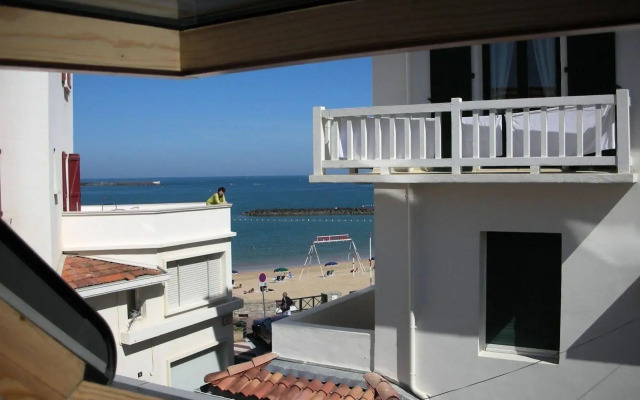 Hotel Magenta
