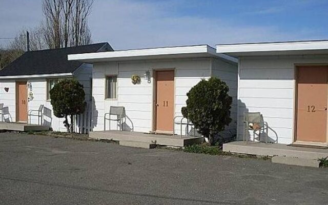 Rose Motel & Cabins