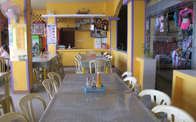 White Beach Hotel Puerto Galera powered by Cocotel