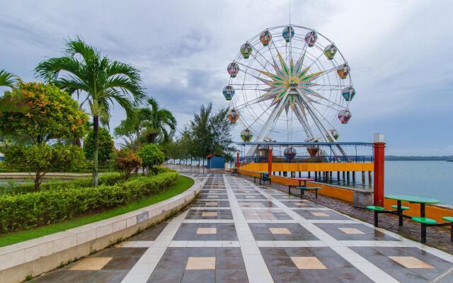 RedDoorz Plus near Ferry Terminal Batam Center