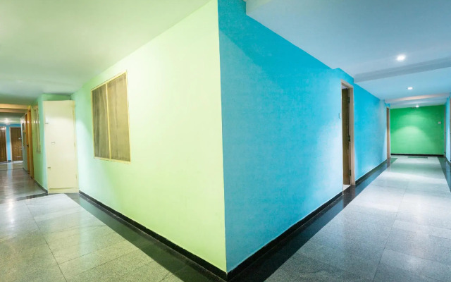 Capital O 28343 Madurai Velnachiyar Guest House