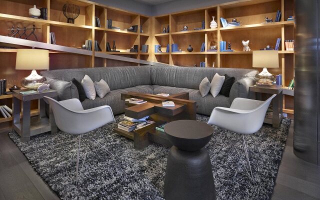 Renaissance Edmonton Airport Hotel