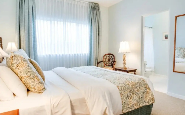 Sandpiper Inn