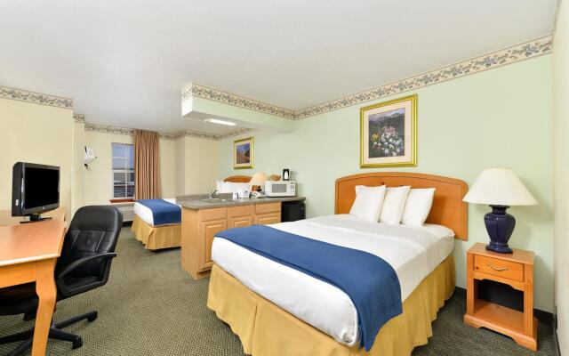 Americas Best Value Inn & Suites Three Rivers