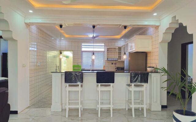 Ayaa Apartments