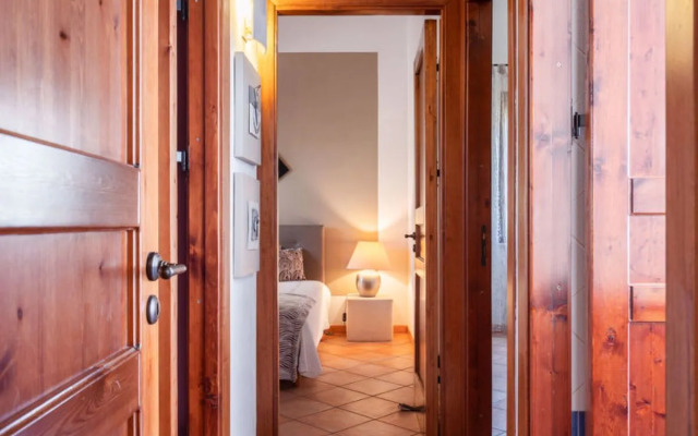 Nicole con Dependance