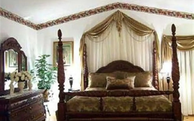 The Inn on Thistle Hill Bed & Breakfast and Wellness Center