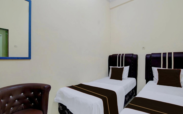 Hotel O Pekanbaru near Mall Ciputra Seraya formerly Lotus Inn – Guest Rooms – Pekanbaru