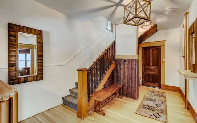 Rocky Mountain Bed & Breakfast