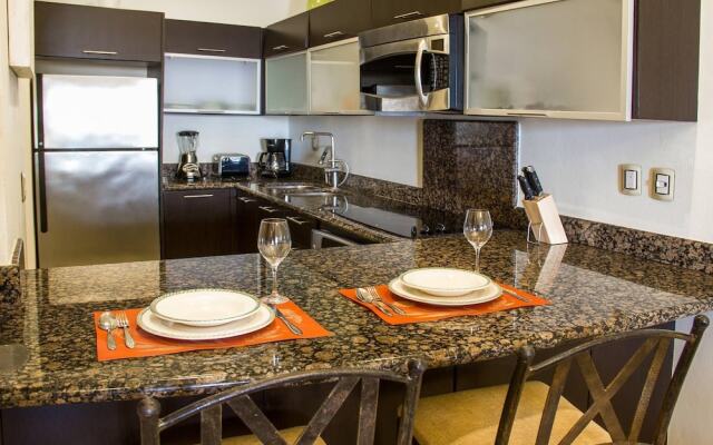 El Faro 102 Reef 2 Bedroom