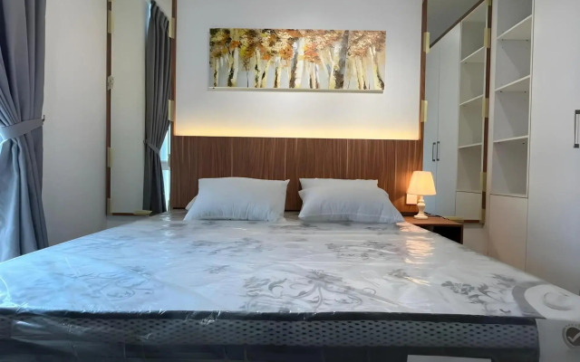Twin Galaxy Suites