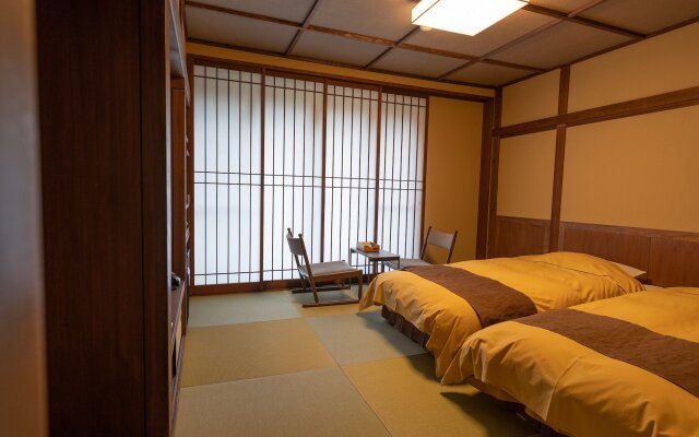Shima Onsen Kashiwaya Ryokan