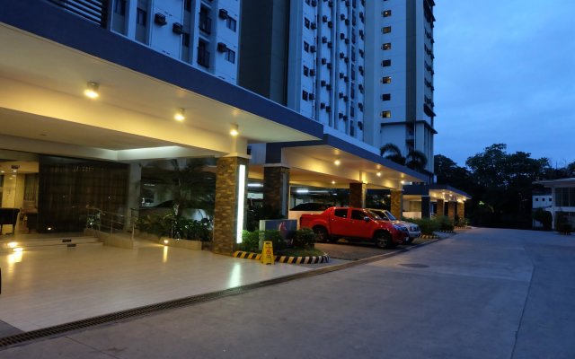 Brand New Quiet Clean Condo at The Heart of Cebu with Hispeed Wifi