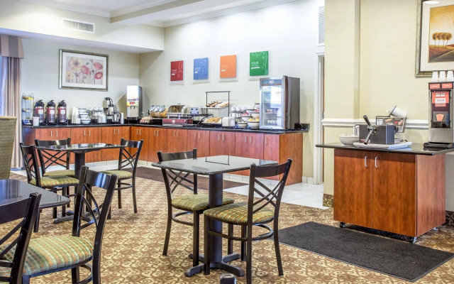 Comfort Inn & Suites Orangeburg
