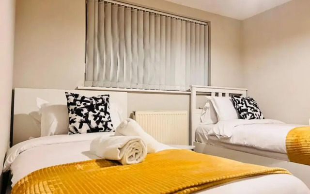 Lolite Apartment in Cambridge