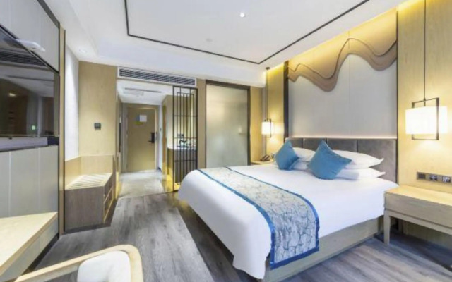 Longquan Nanguo Garden Hotel