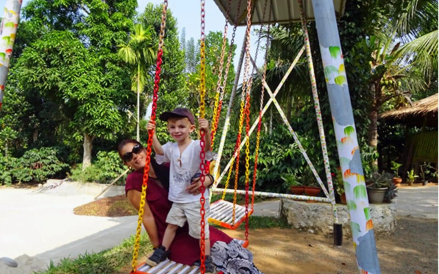 Karapuzha Lakeshore Resort