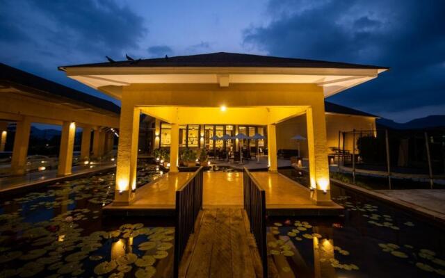 Tropical Retreat