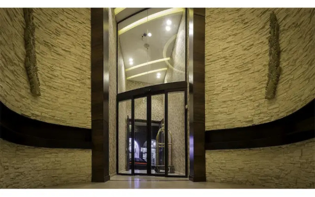 Sahara Gulf Hotel And Apartments