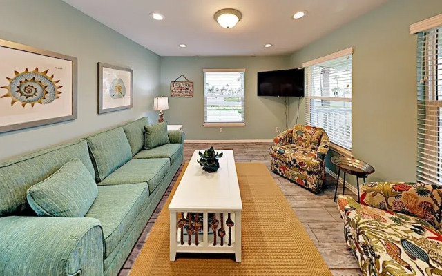 Renn House - Three Bedroom Bungalow