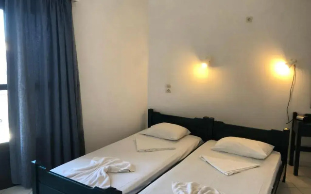 Apartment for 4 Near the Beach