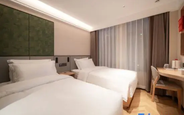 Mingjing Hotel (Beijing National Stadium Huixin Xijie Beikou Subway Station)