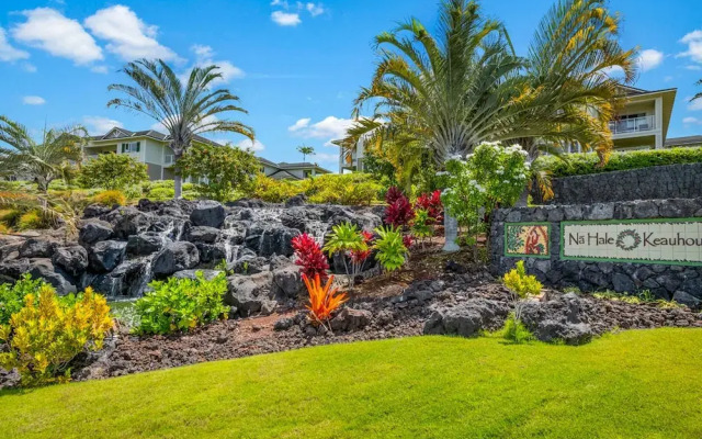 Na Hale O'Keauhou by RedAwning