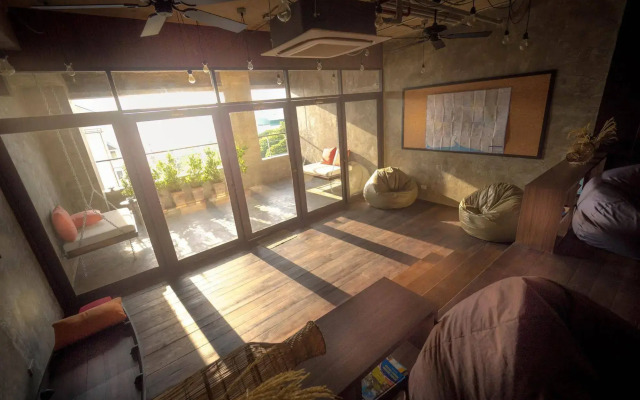 Chao Hostel