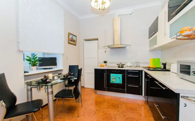 Apartmenty Uyut Stalinsky Ampir