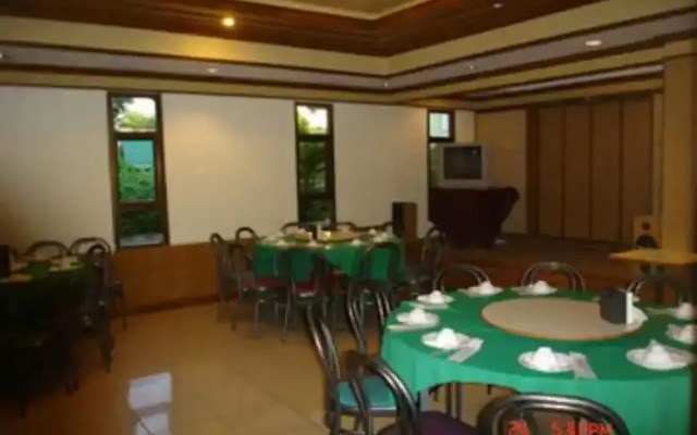 Sawasdipong Hotel