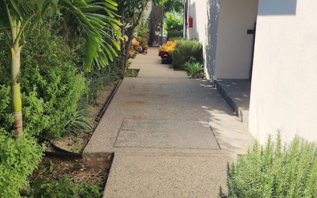 Suites Lomboy & Plaza