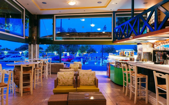 Ammoudara Beach Hotel & Apartments