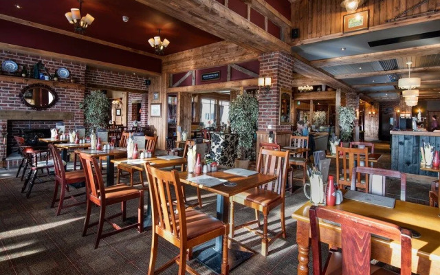 The Hog's Head Inn - The Inn Collection Group