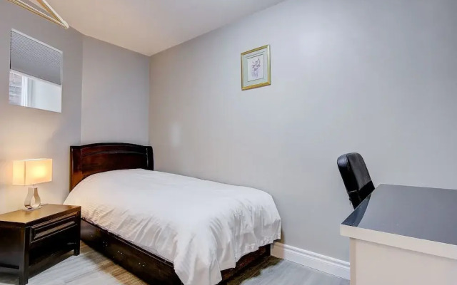 Spadina Guesthouse