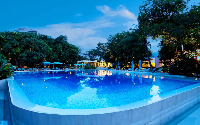 Tambuli Seaside Resort and Spa