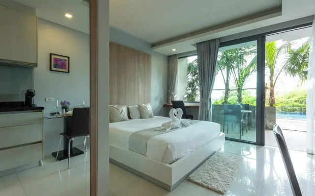 Luxury Everything Walking Distance c112