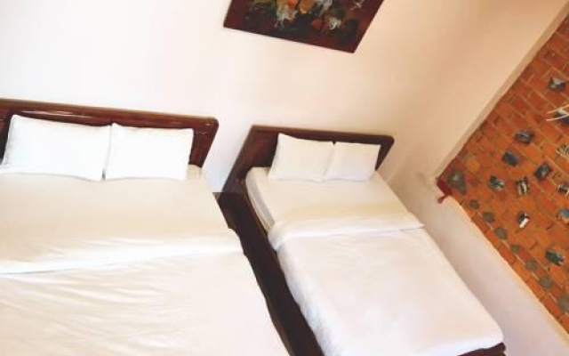 Lan Phuc House – Guest Rooms – Da Lat