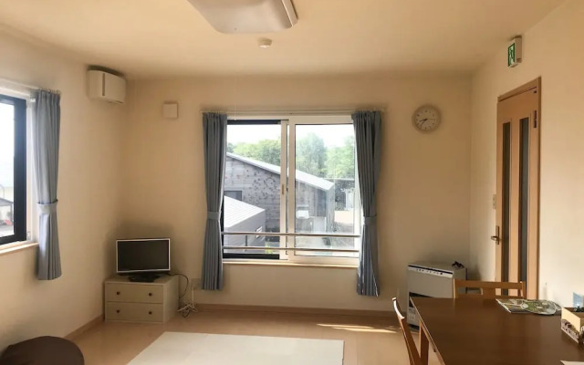 Trailside Apartments & Chalet