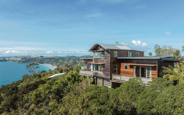 Seaview Sojourn - Waiheke Escapes