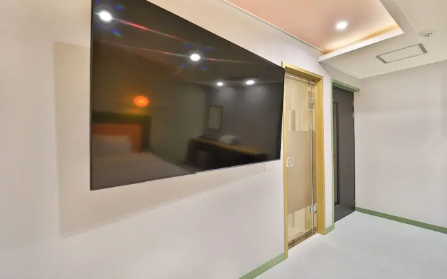 The Healing Hotel