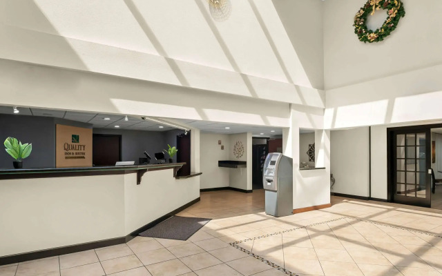 Quality Inn & Suites Lafayette