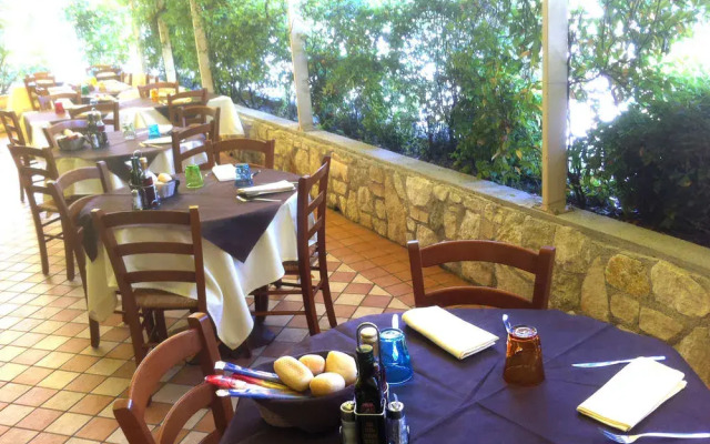 Hotel Edoné