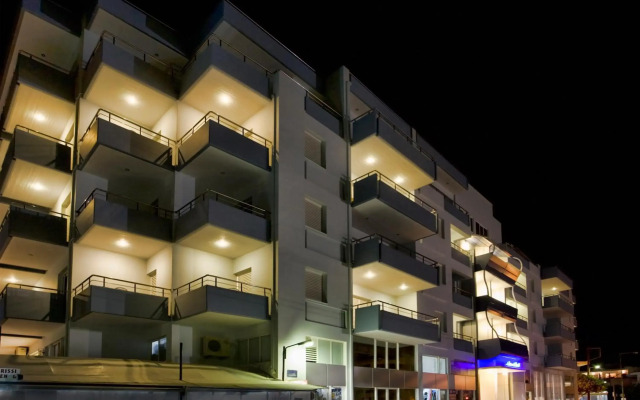 Astron Hotel