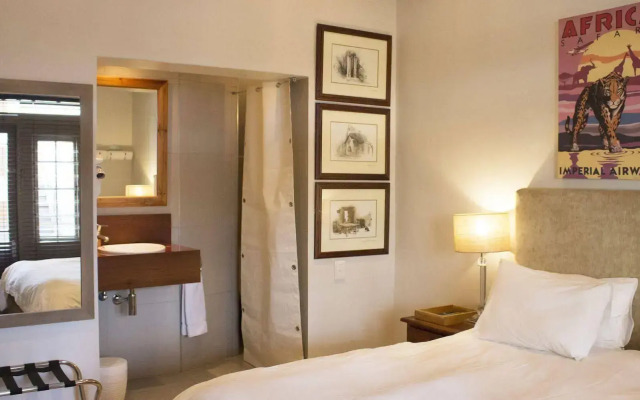 Hotel Charles