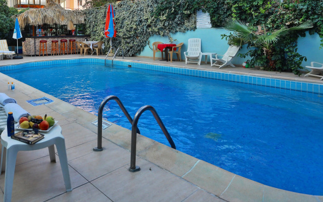 Gallion Hotel