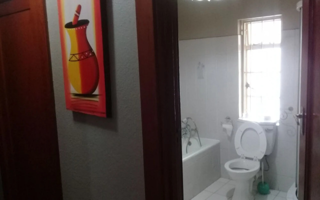 Miraton Eastgate Suites