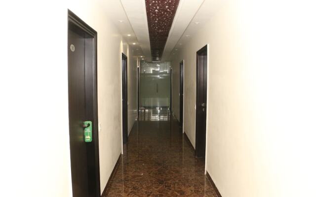 OYO 1075 Hotel City Home