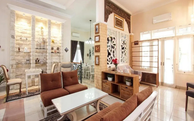 OYO 3986 Just 11 Boutique Residence Syariah