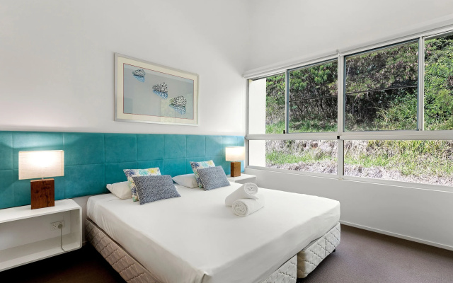 Azure Sea Whitsunday Resort – Guest Rooms – Airlie Beach